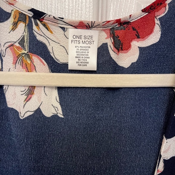 Cleaning out my closet. This was never worn. - Picture 3 of 4